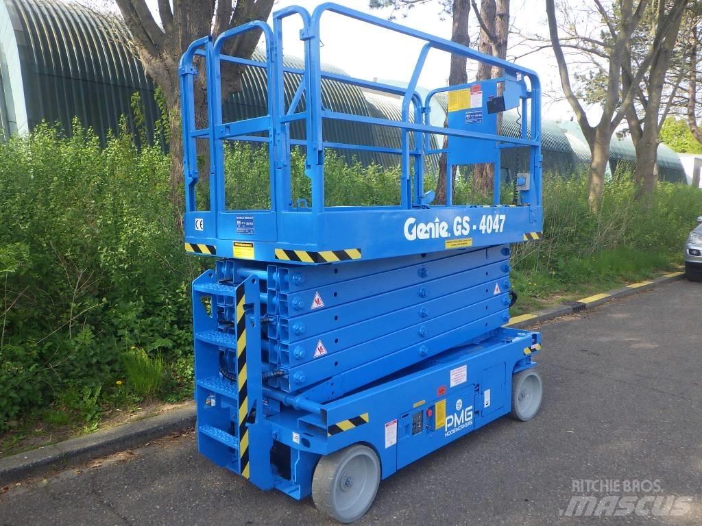 Genie GS4047 가위형 리프트