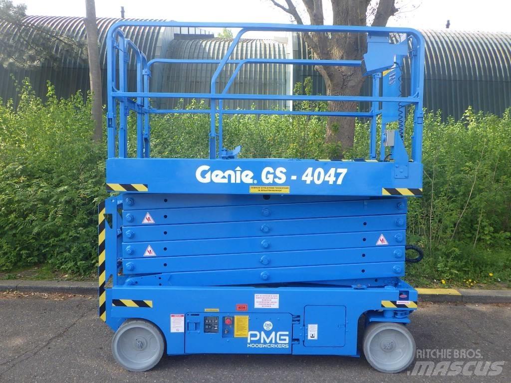 Genie GS4047 가위형 리프트