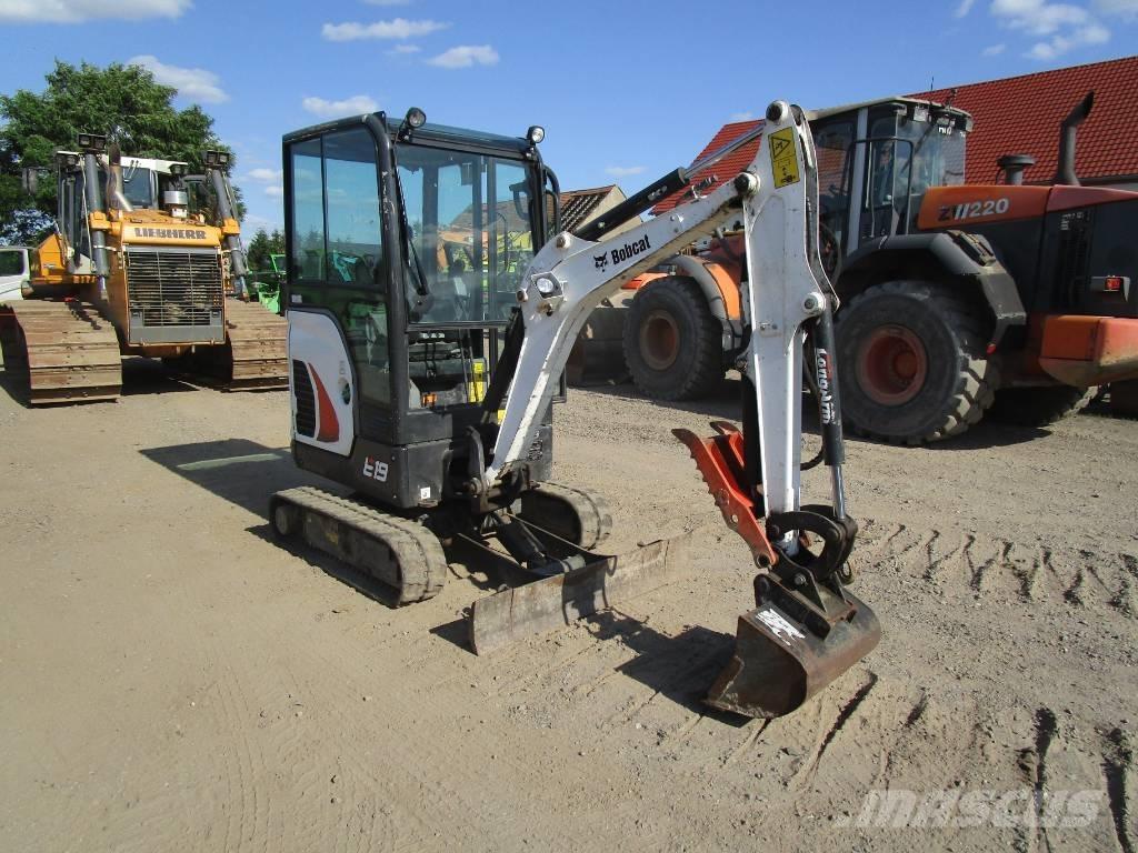 Bobcat E 19 Z   V  E 20 소형 굴삭기 7톤 미만