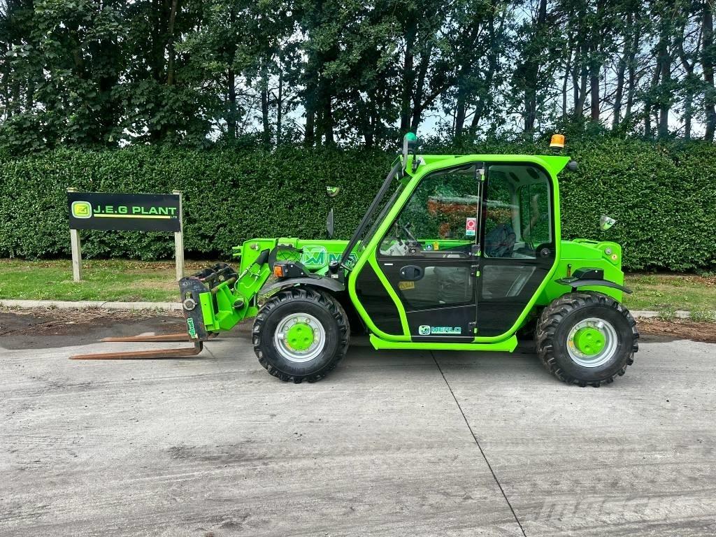 Merlo P 25.6 텔러 핸들러