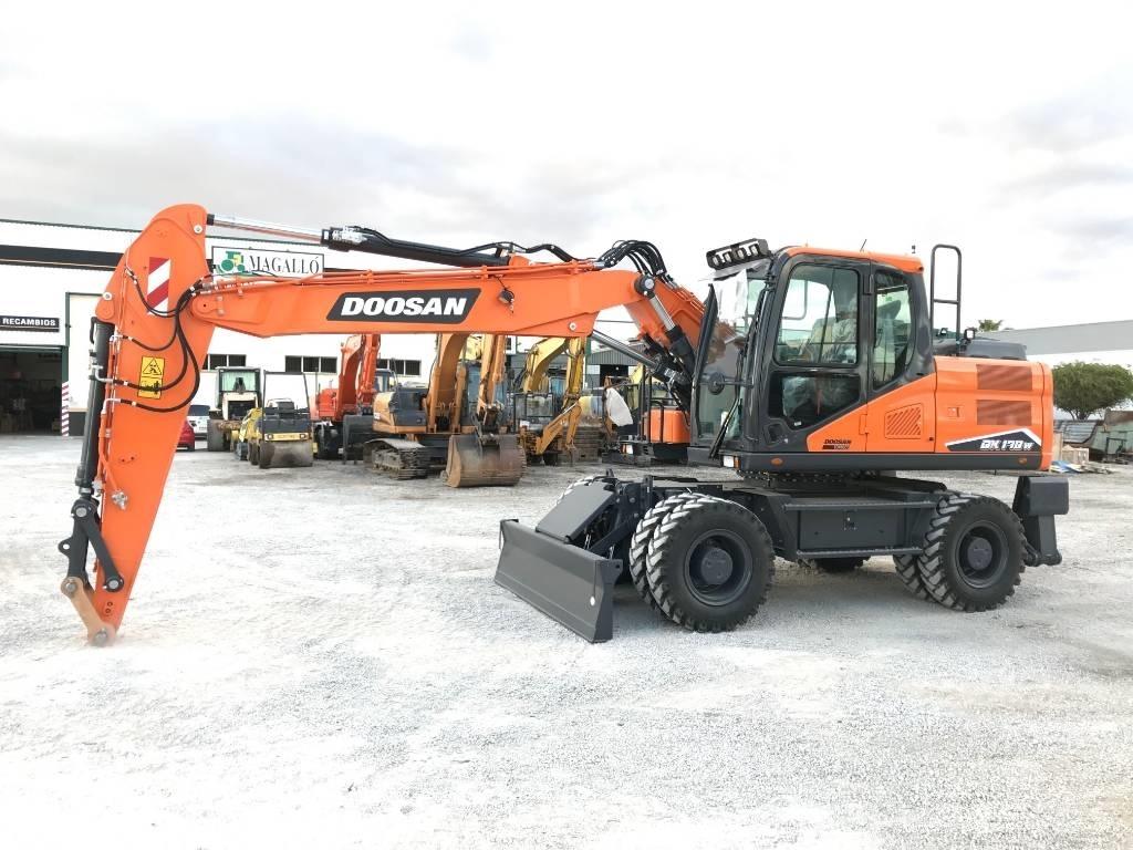 Develon DX 170 W-7  휠 굴삭기