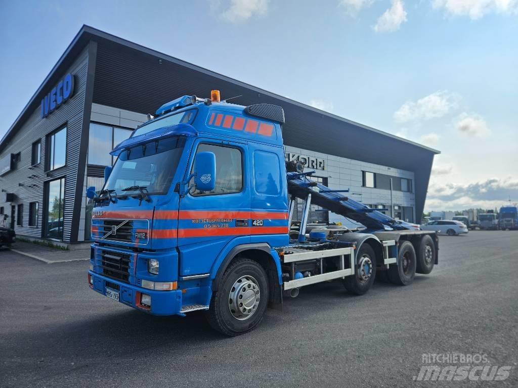 Volvo FM12 420 8x2 케이블 리프트 탈착식 트럭
