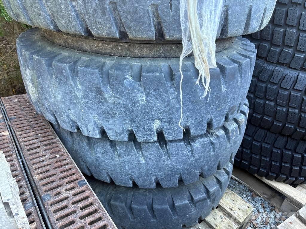 Hitachi ZX 140 W-5B  휠 굴삭기