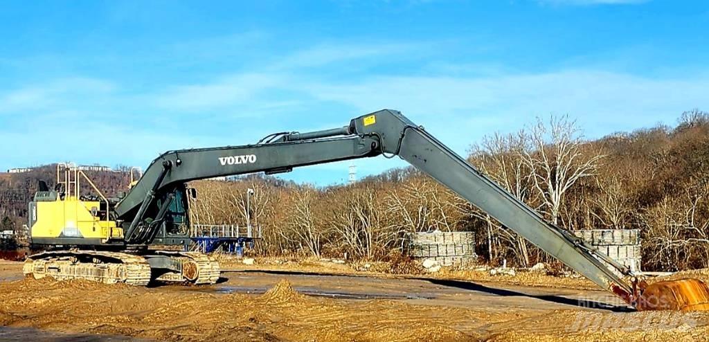 Volvo EC300ELR 대형 굴삭기 29톤 이상