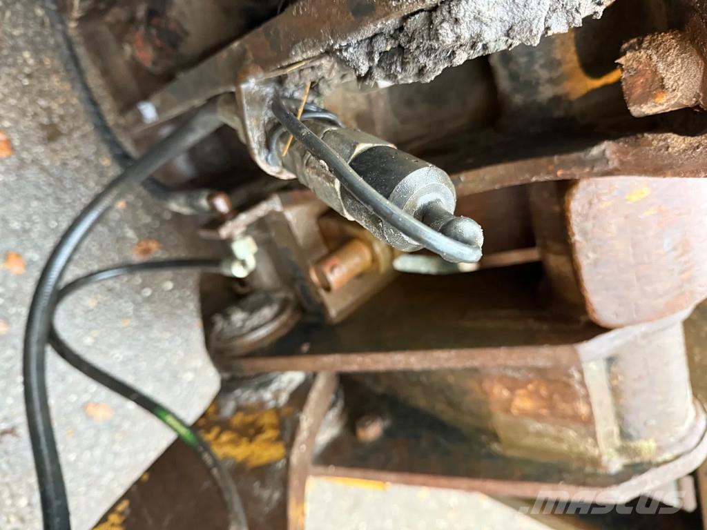 CAT 928F  휠로우더