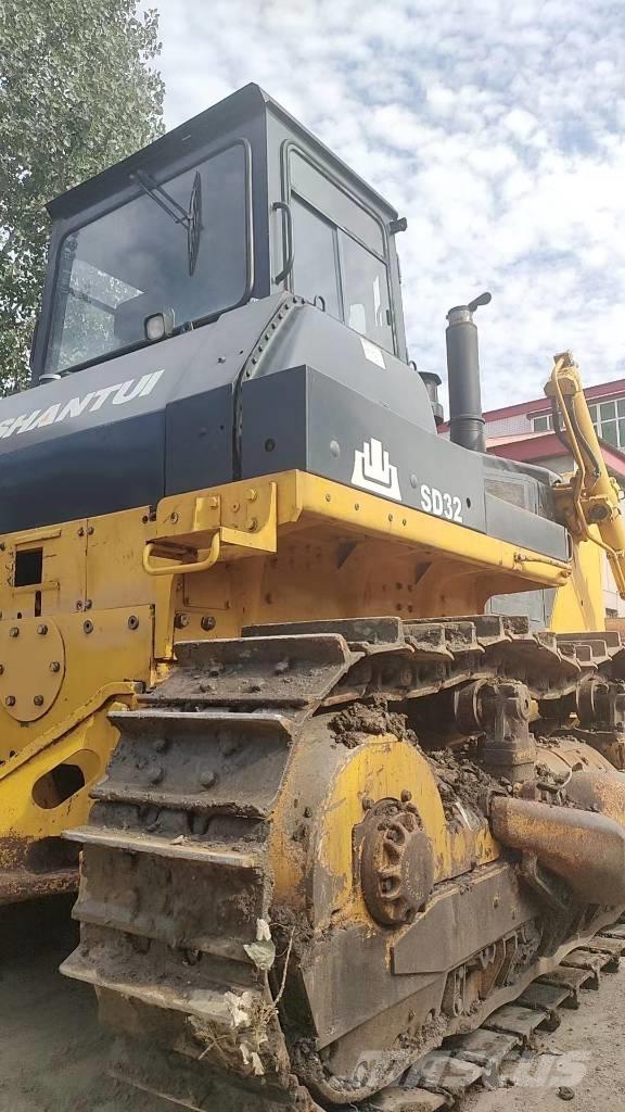 Shantui SD 32 크롤러 도저