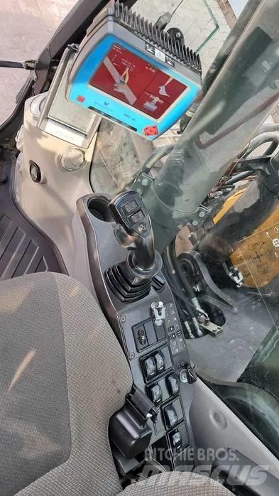 Volvo EC 220 DL 대형 굴삭기 29톤 이상