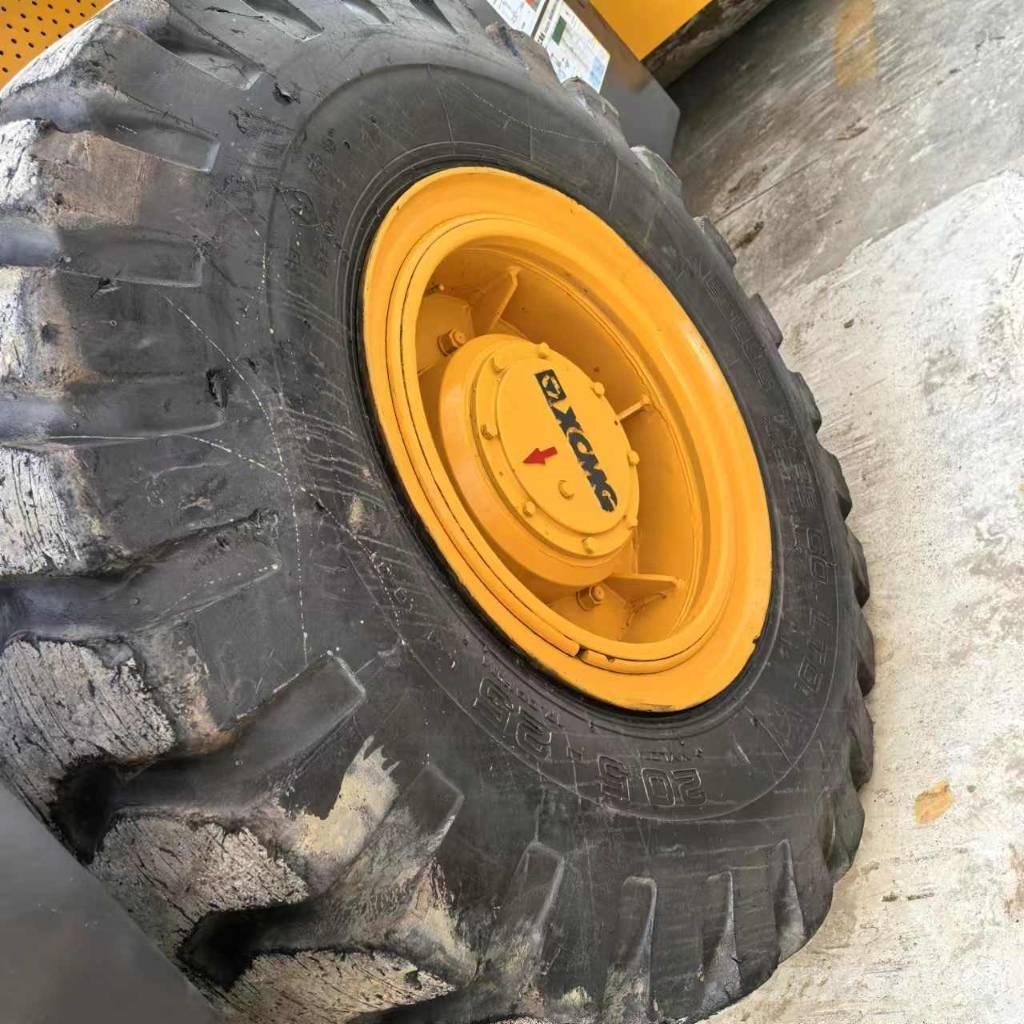 XCMG xs223j 싱글 드럼 롤러