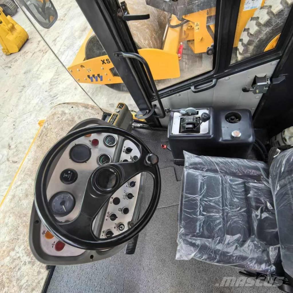 XCMG xs223j 싱글 드럼 롤러