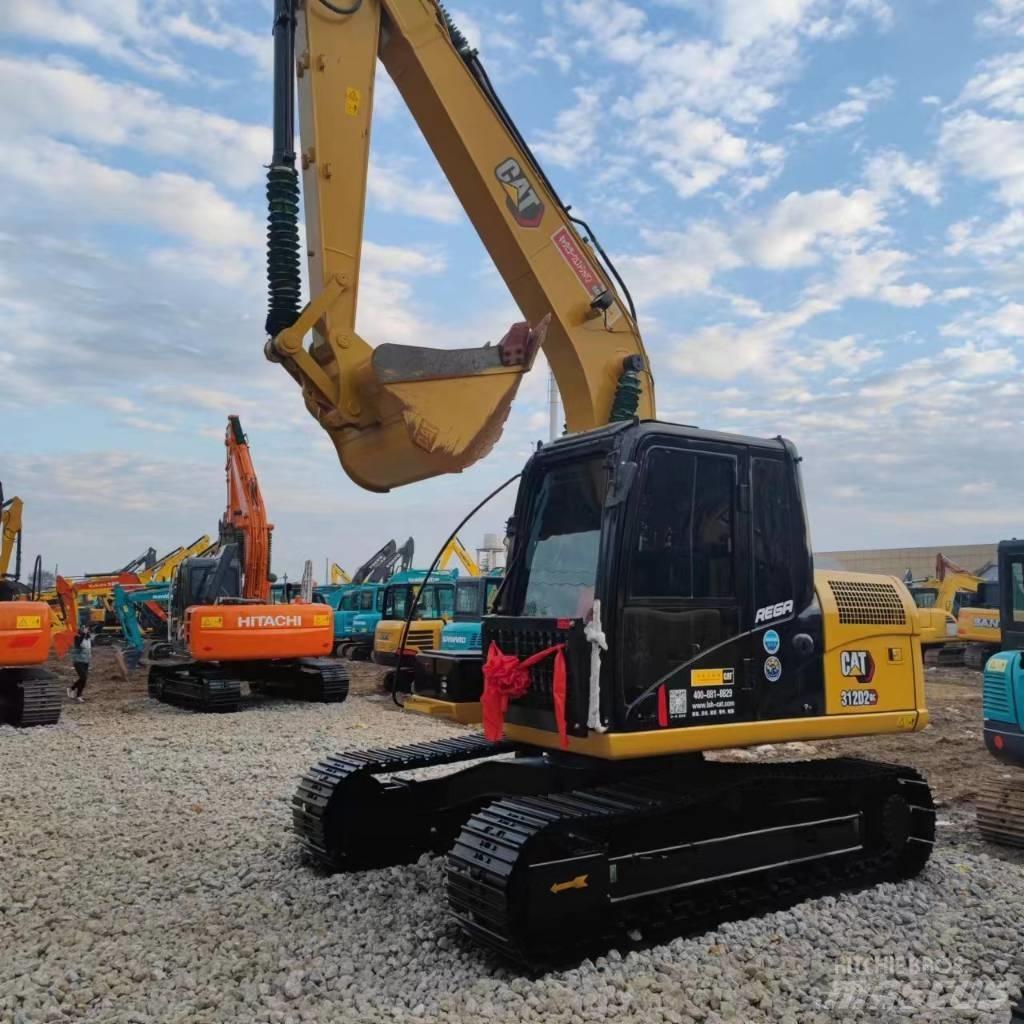 CAT 312 D2 대형 굴삭기 29톤 이상