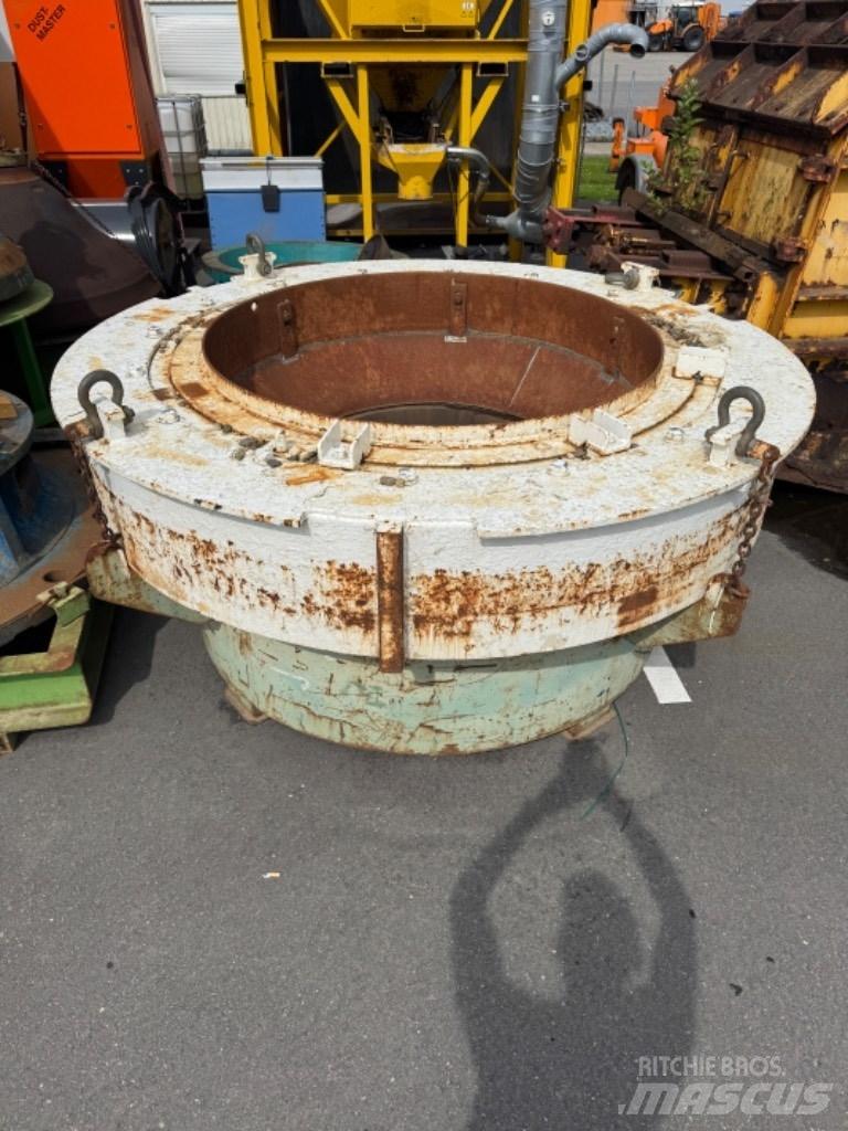 Metso HP400 이동식 분쇄기