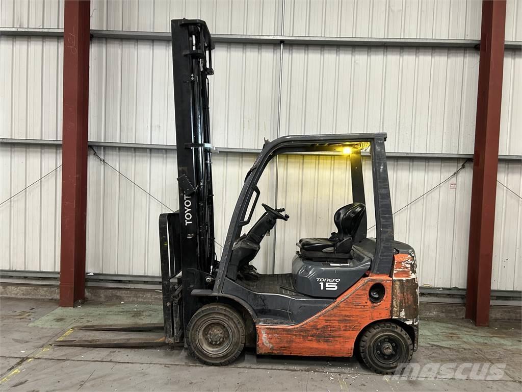 Toyota 02-8FDF15 디젤 지게차