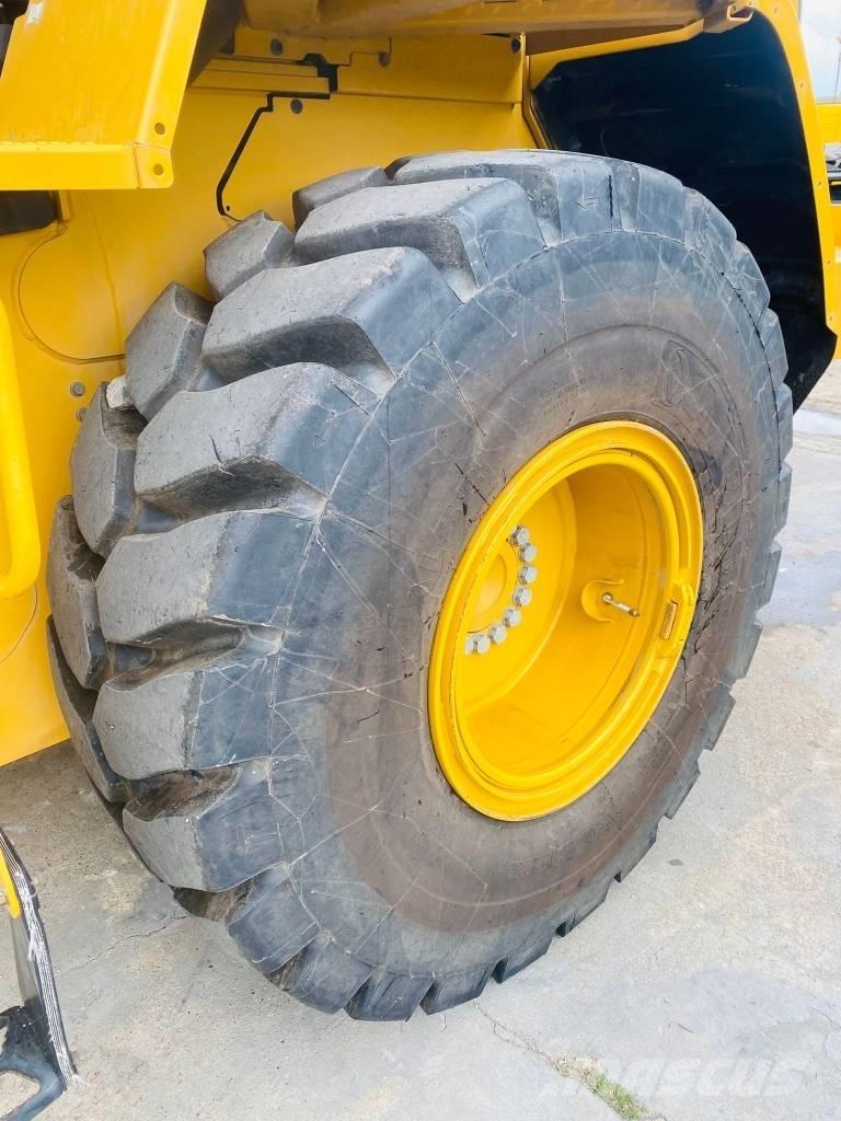 CAT 926m  휠로우더