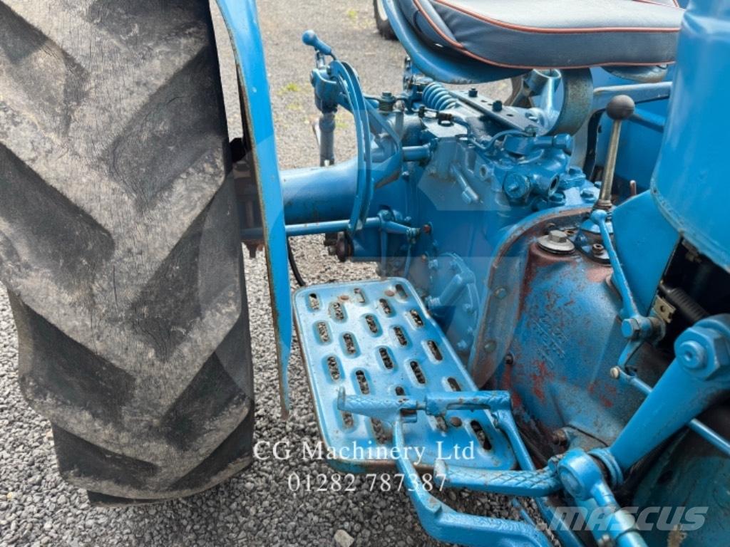 Fordson Dexta 트랙터