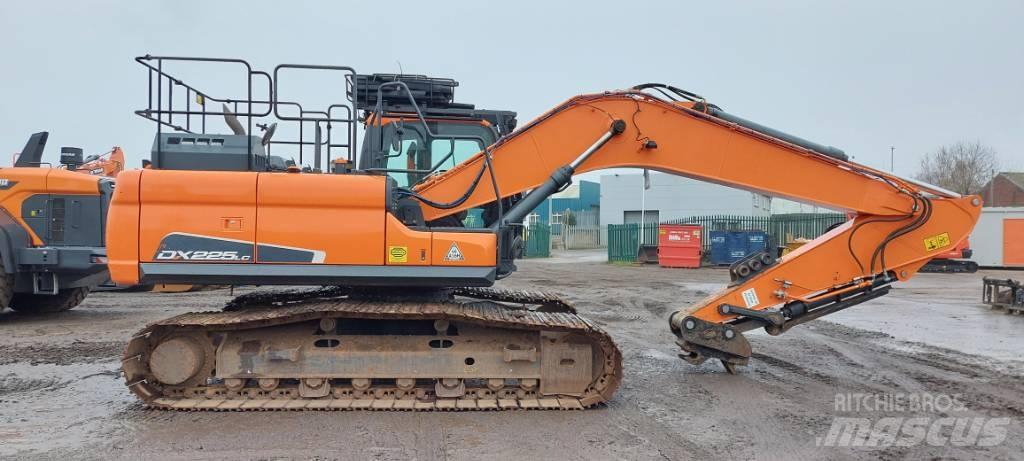 Doosan DX225LC-5 대형 굴삭기 29톤 이상
