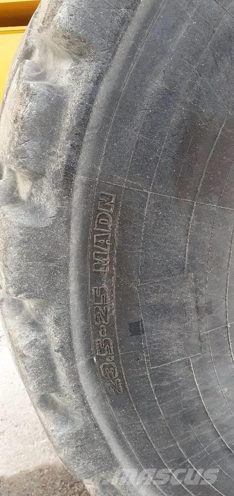 Volvo A 30 G 연결식 홀러