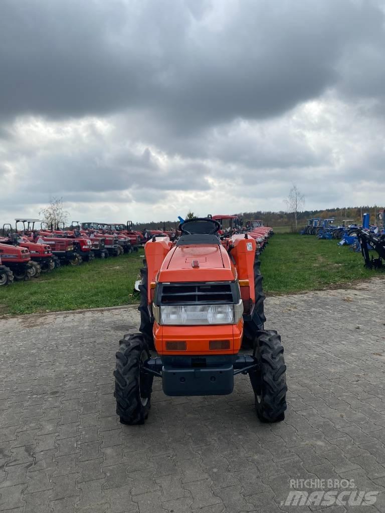 Kubota GL 23 소형 트랙터