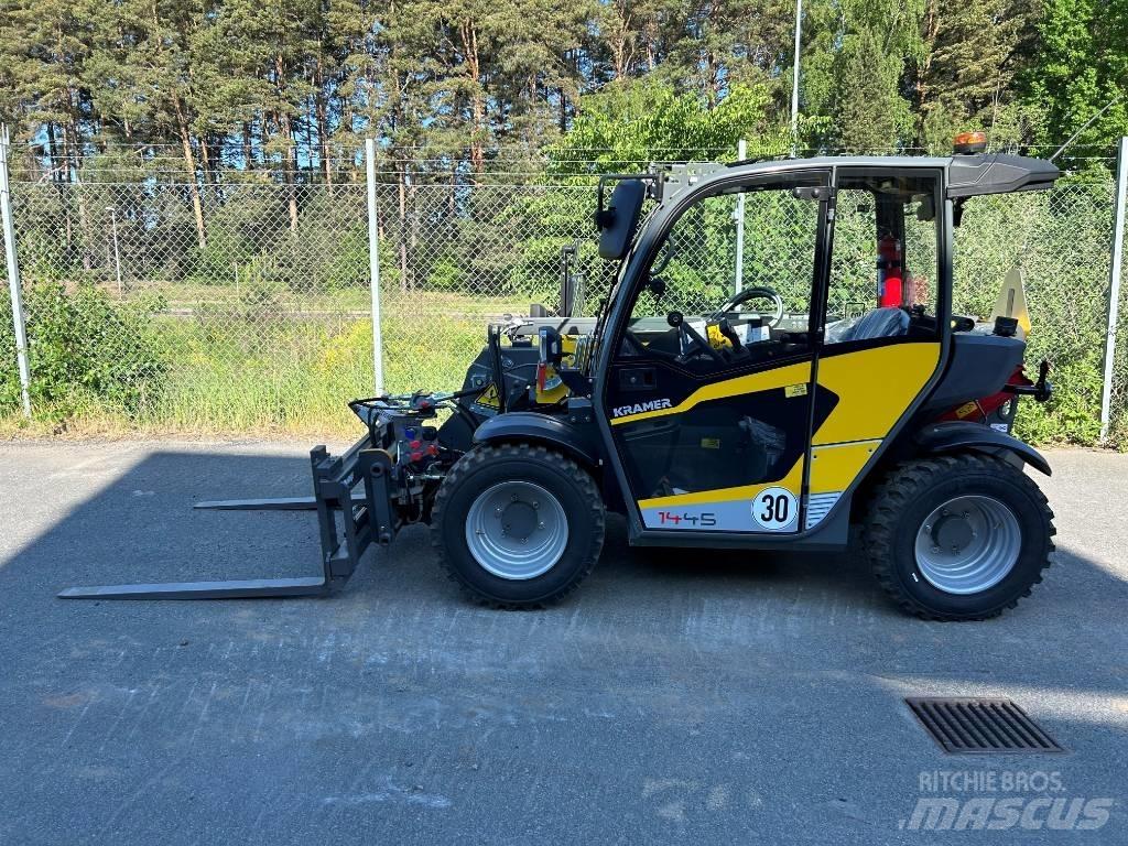 Kramer 1445 텔러 핸들러