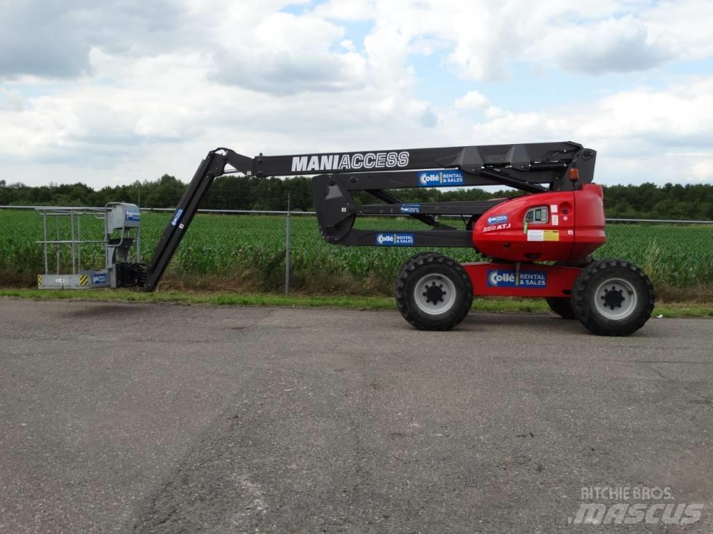 Manitou 200 ATJ 관절형 전동이동 리프트