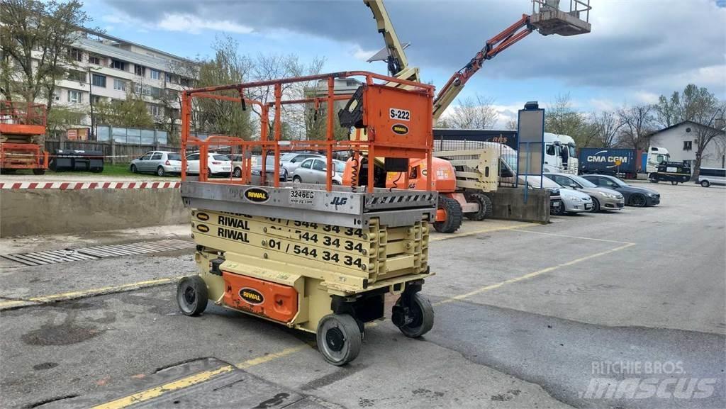 JLG 3246ES 가위형 리프트