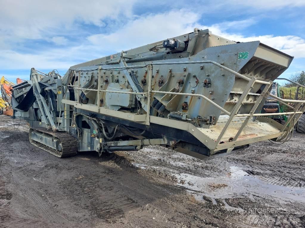 Terex M2100-3 스크리너