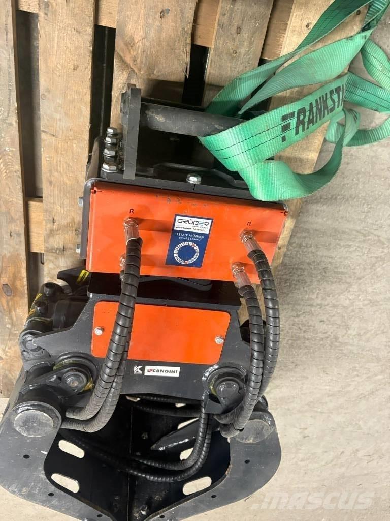 Cangini Benne 150 PF 집게
