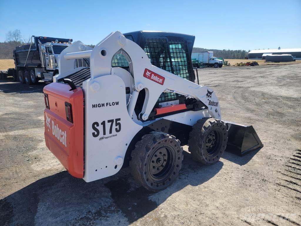 Bobcat S 175  스키드로더