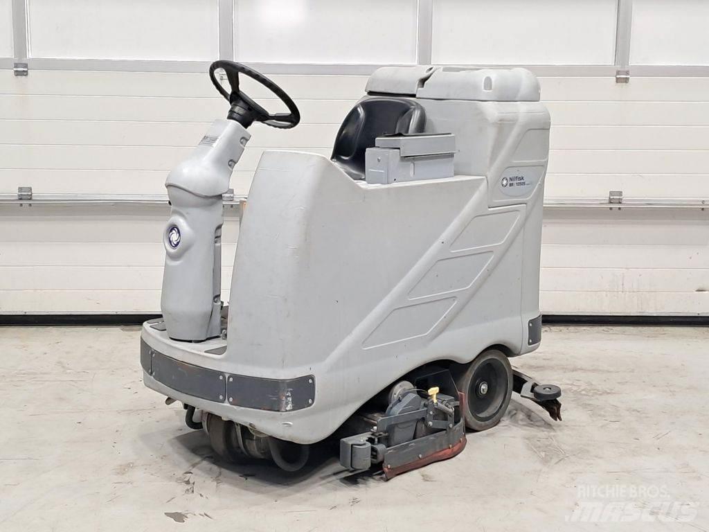 Nilfisk BR1050CS 실내 청소기