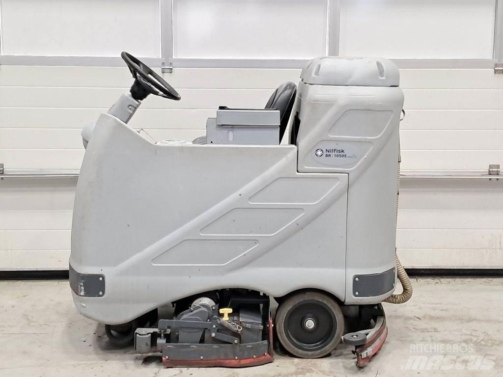 Nilfisk BR1050CS 실내 청소기