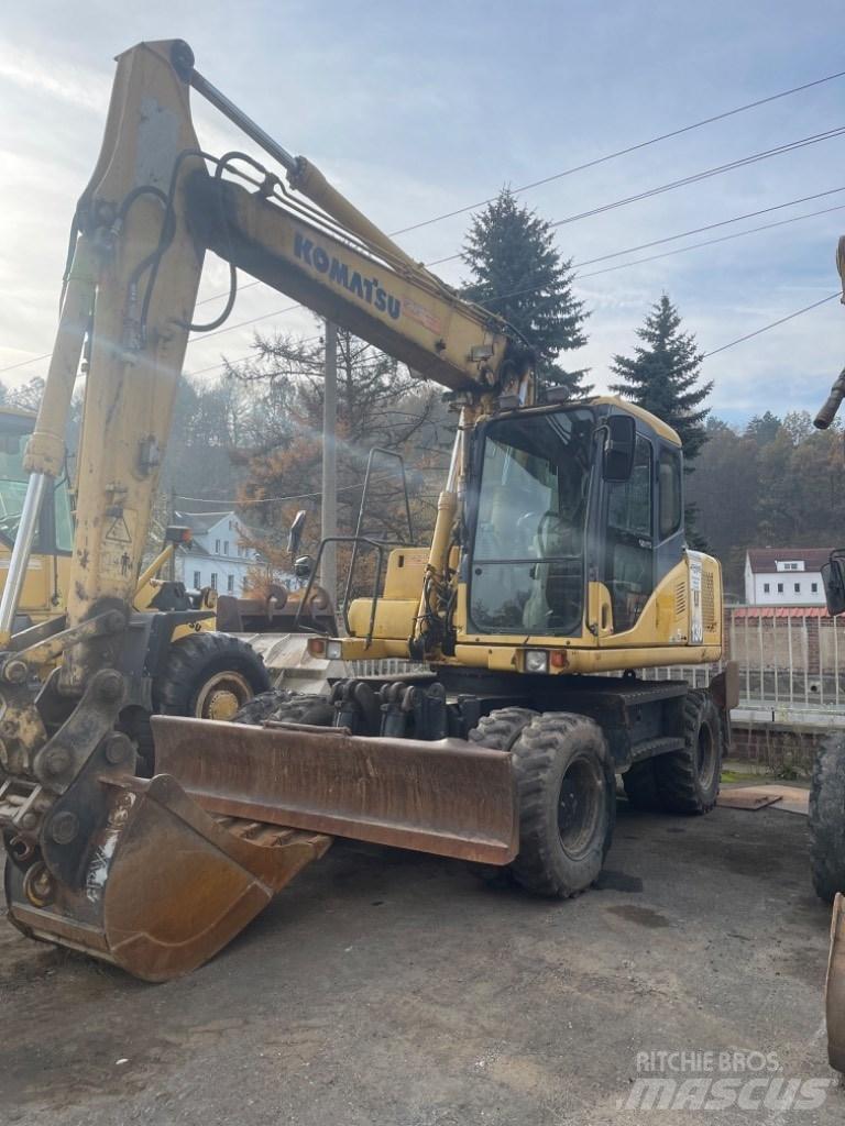 Komatsu PW 130-7K  휠 굴삭기