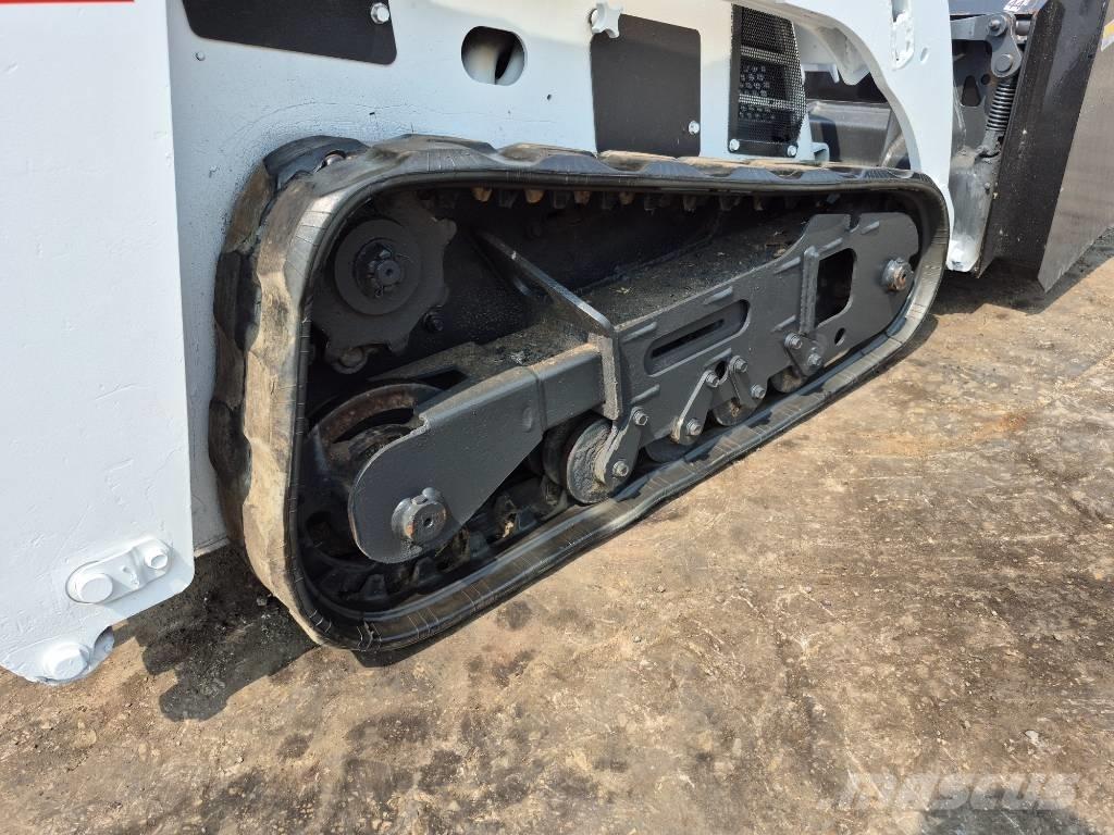 Bobcat MT 52  스키드로더