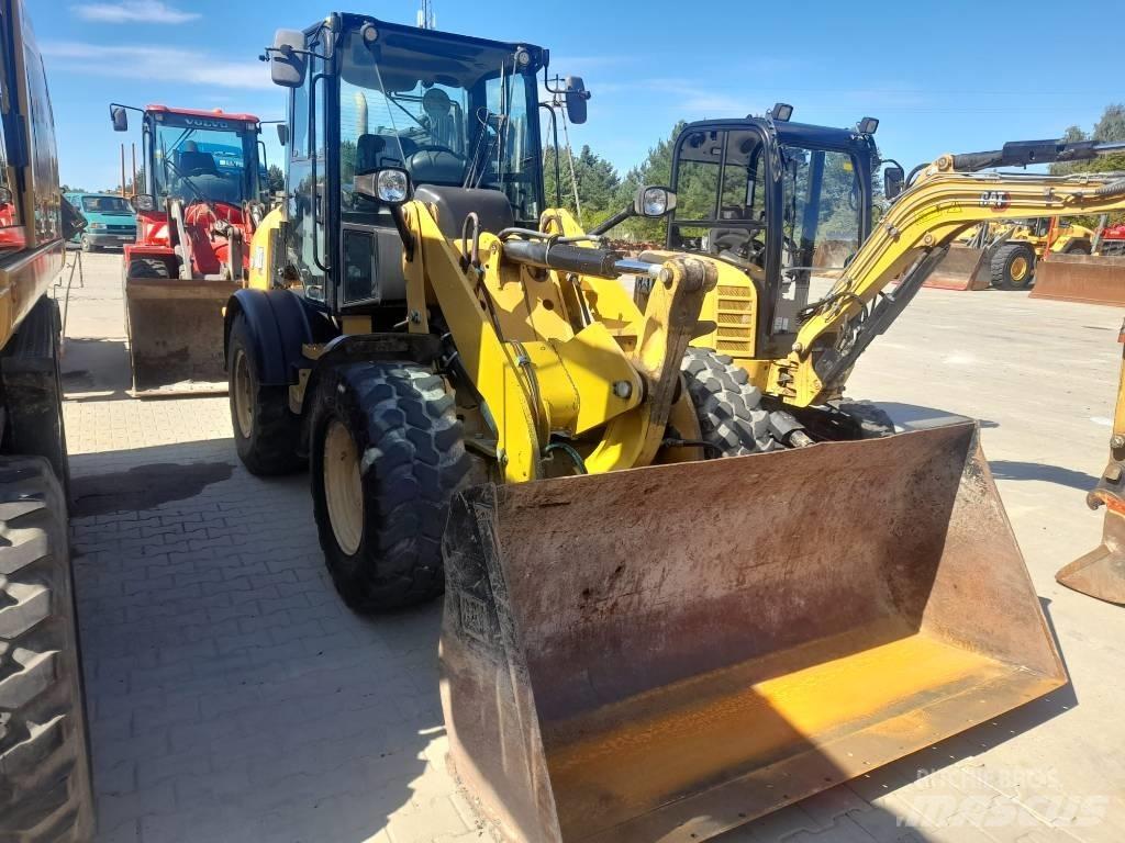 CAT 908M  휠로우더