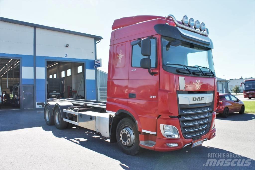 DAF XF 480 FAS 6x2 컨테이너 트럭