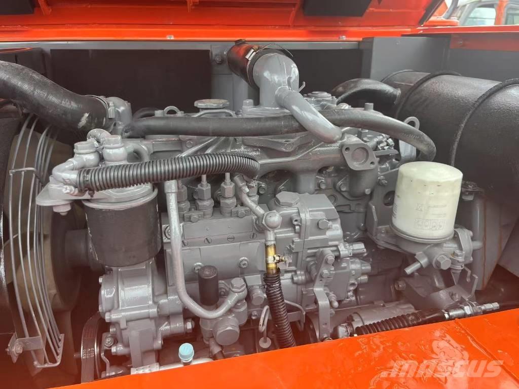 Hitachi ZX 70 중형굴삭기 7톤-28톤