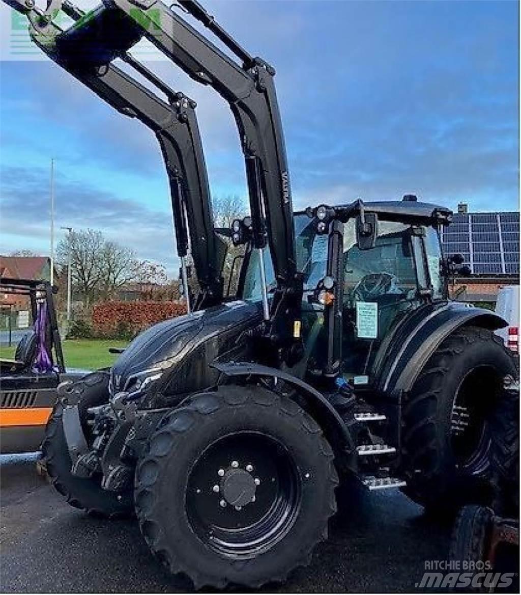 Valtra g135a 트랙터