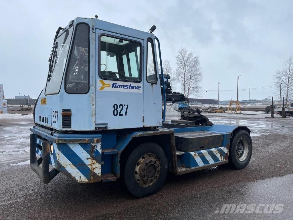 Sisu TRX181 터미널 트랙터