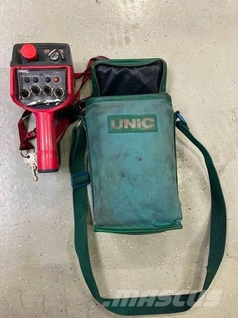 Unic B 345 미니 크레인