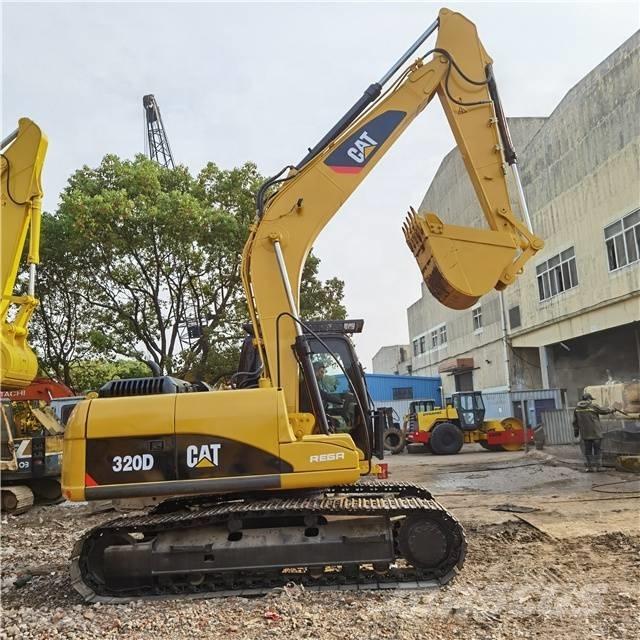 CAT 320D 대형 굴삭기 29톤 이상