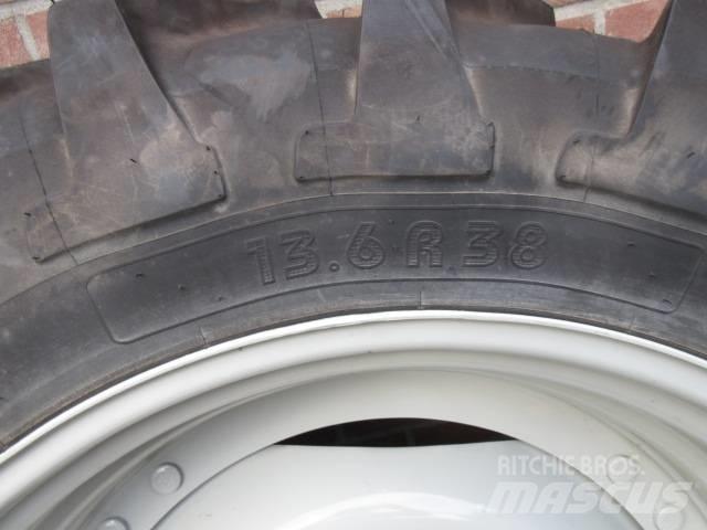 Michelin 13.6/38 타이어, 휠 및 림