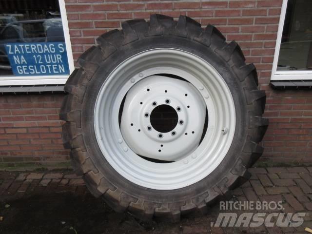 Michelin 13.6/38 타이어, 휠 및 림
