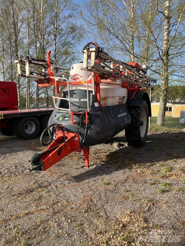 Kuhn Metris 4100 견인형 분무기