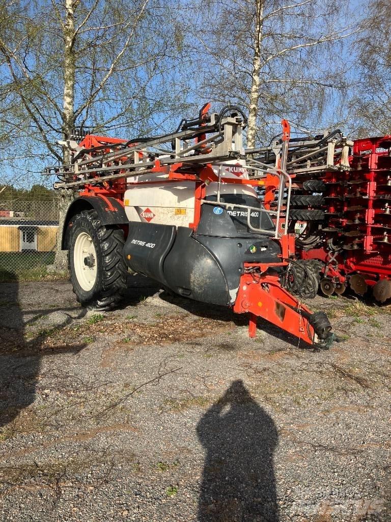 Kuhn Metris 4100 견인형 분무기