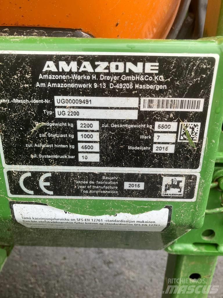 Amazone UG 2200 견인형 분무기