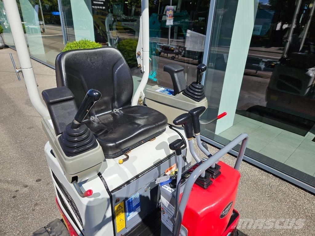 Takeuchi TB 210 소형 굴삭기 7톤 미만