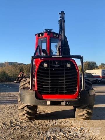 Komatsu 901 원목 하베스터