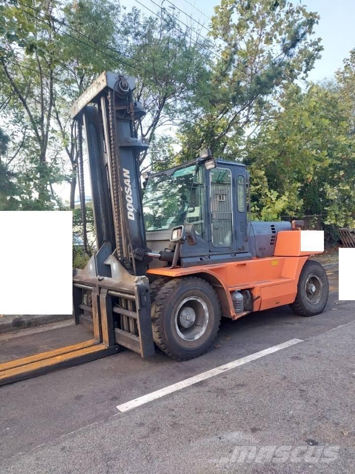 Doosan D 160 S-5 디젤 지게차