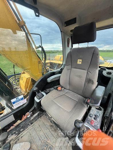 JCB JS160 특수 굴삭기