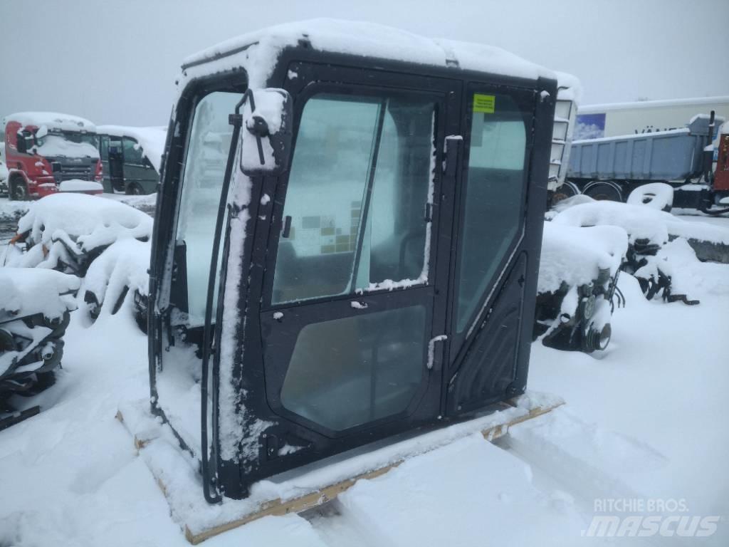 Volvo BM 325FL Cabin 캐빈 및 인테리어