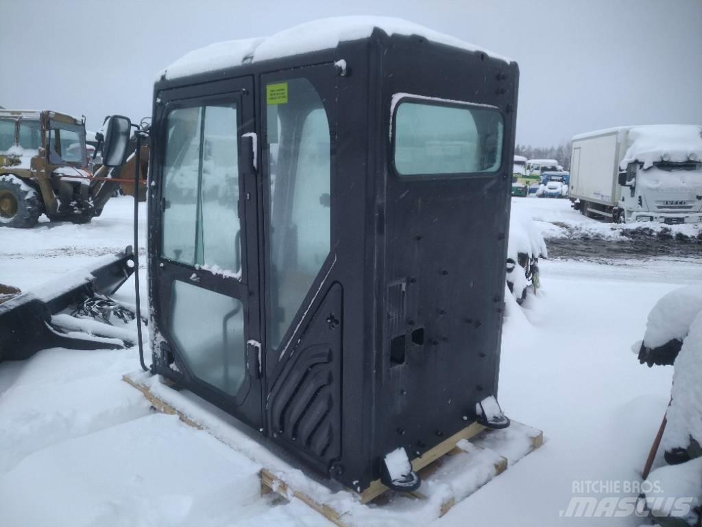 Volvo BM 325FL Cabin 캐빈 및 인테리어