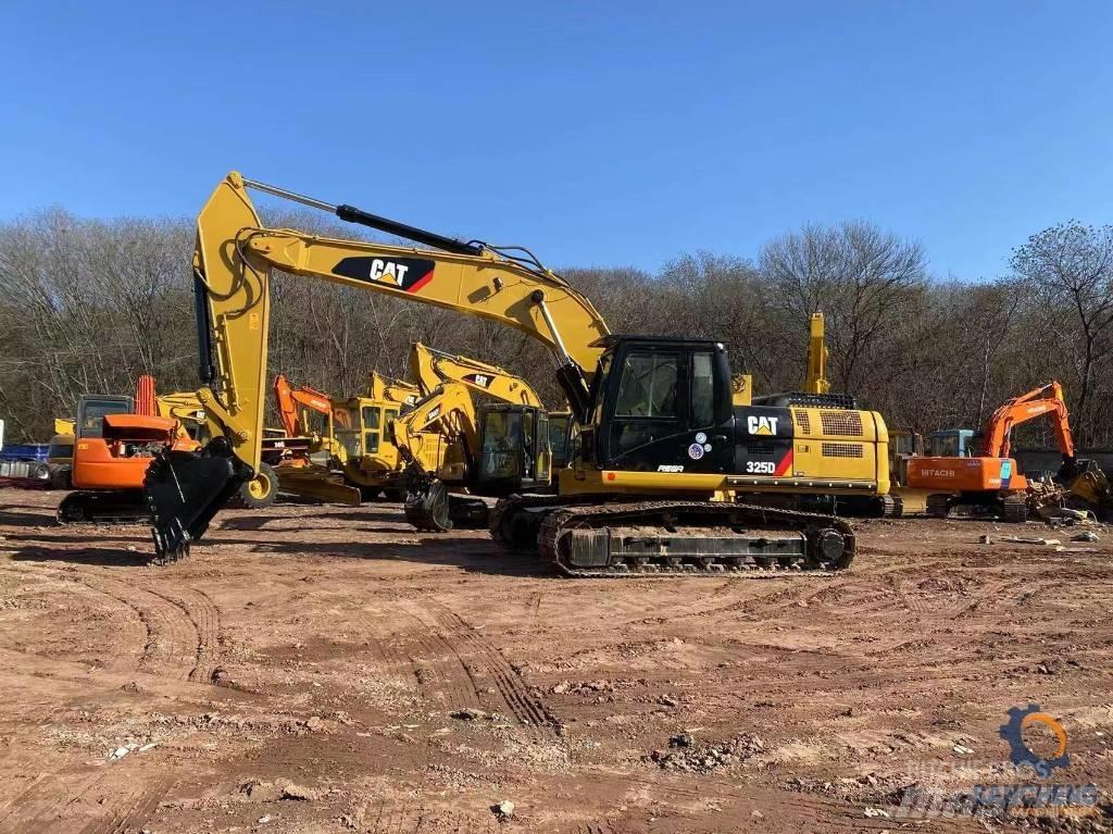 CAT 325 D 대형 굴삭기 29톤 이상